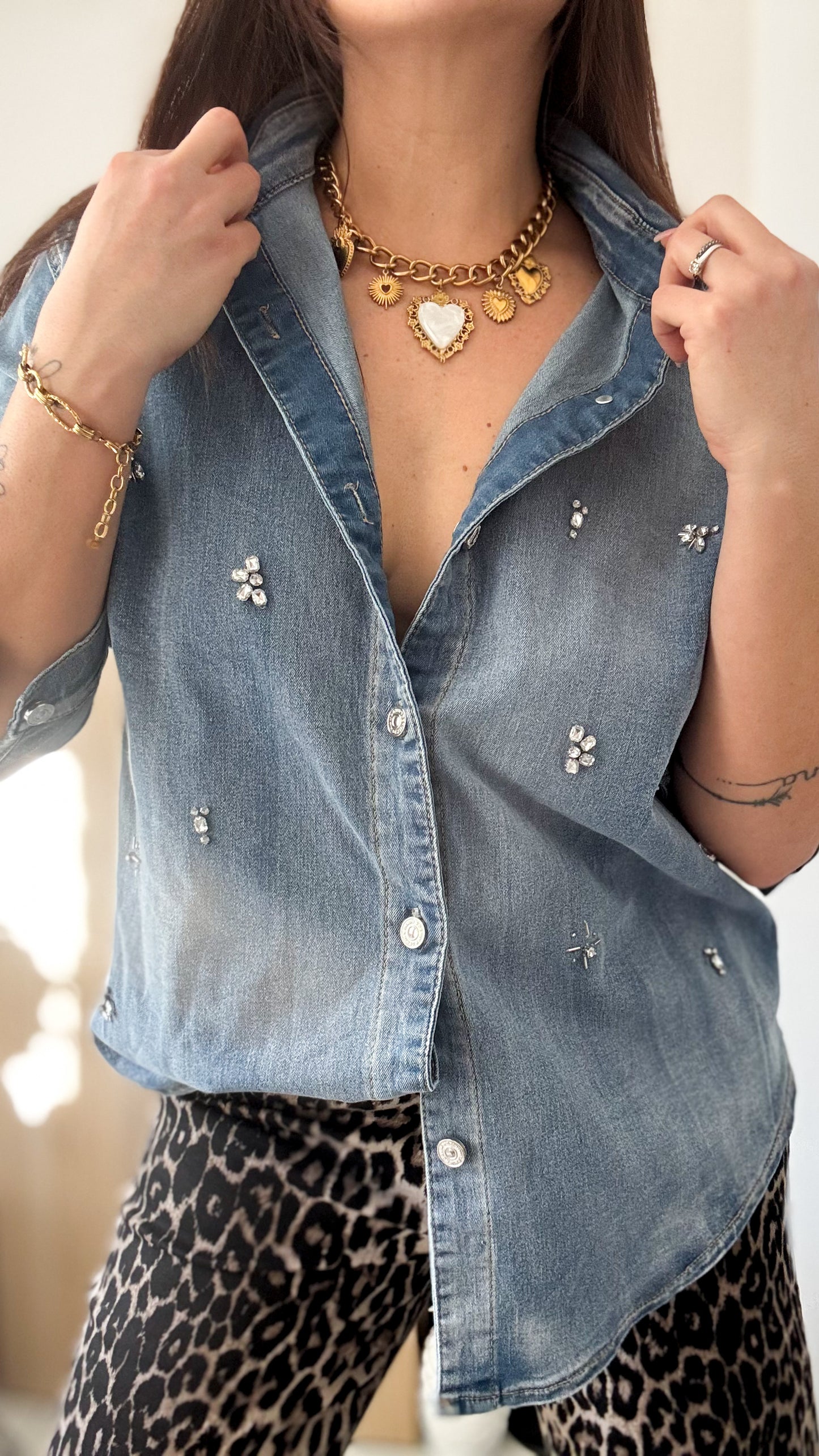 Chemise en jean à strass