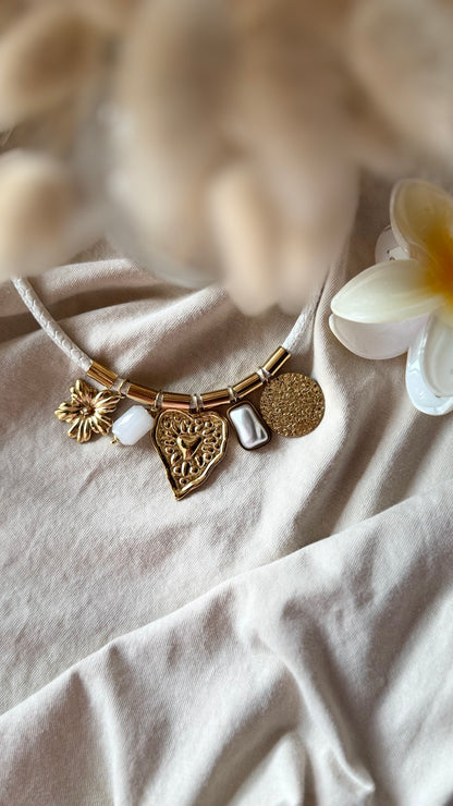 Collier Lena